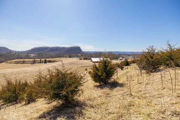 $1,100,000 | S2901 Semling Lane, Fountain City, WI 54629