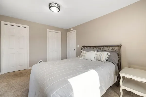 $1,100,000 | S2901 Semling Lane, Fountain City, WI 54629