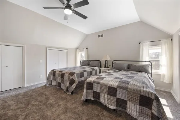 $1,100,000 | S2901 Semling Lane, Fountain City, WI 54629