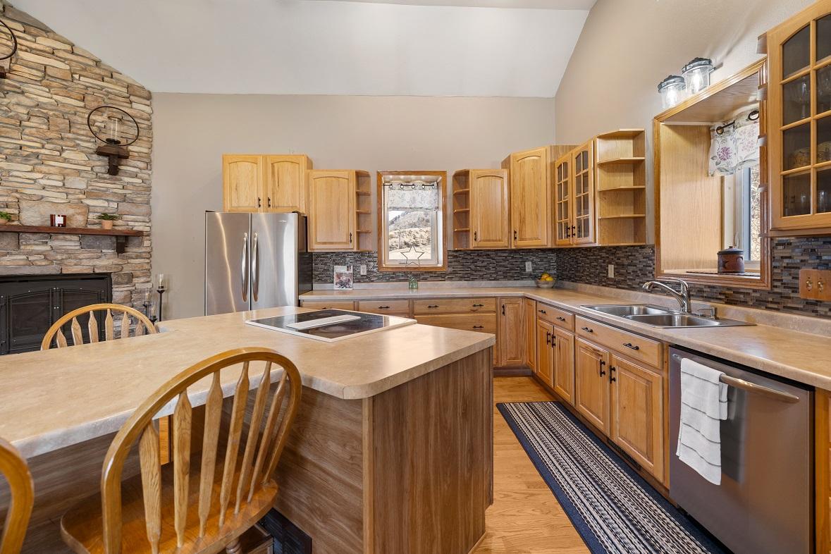 S2901 Semling Lane Fountain City, WI 54629 - Photo 8 of 118