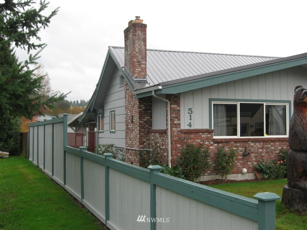 514 Southwest 19th Street Chehalis, WA 98532 - Photo 3 of 9 Gallery Image 3