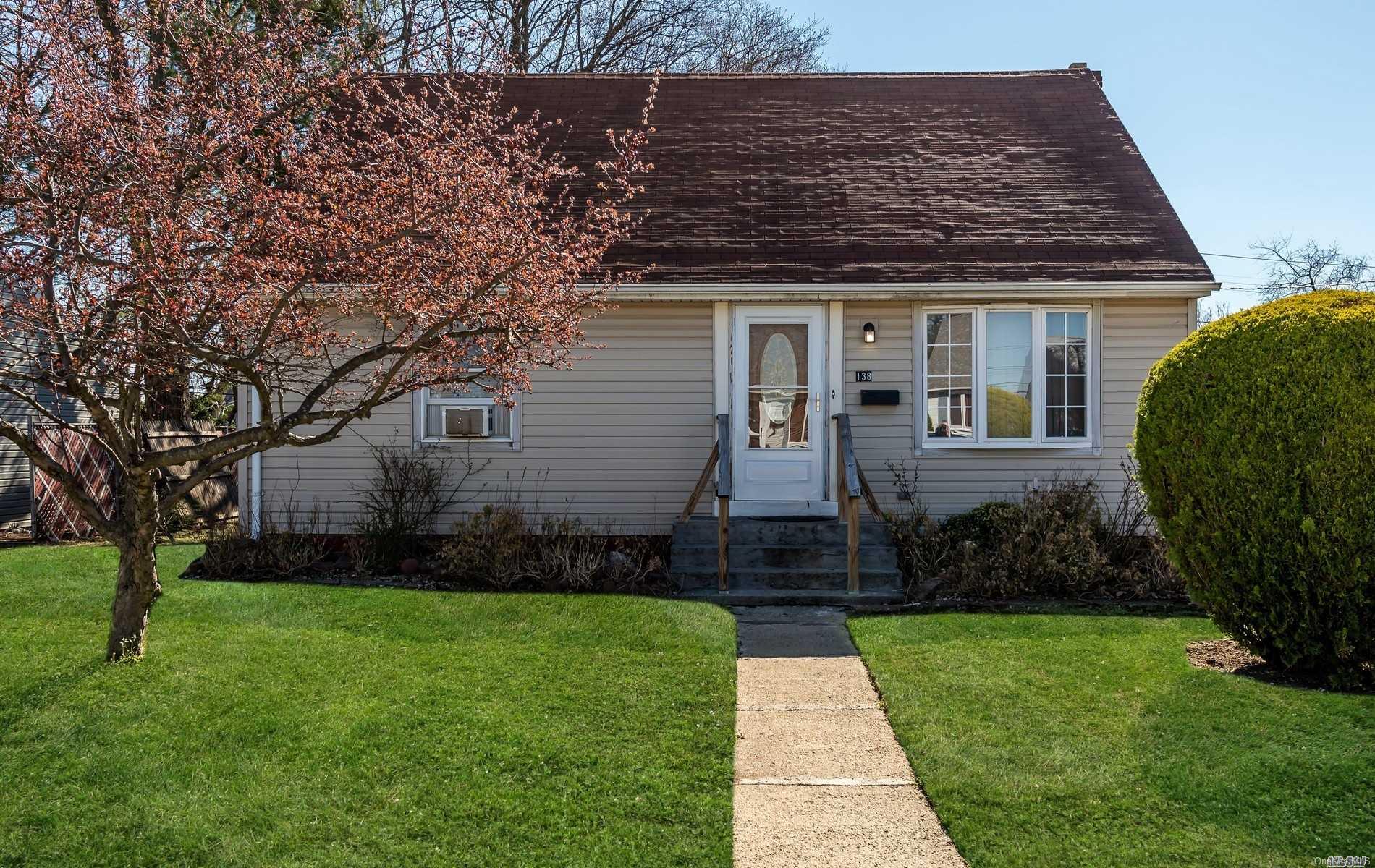 138 Cardinal Road Levittown, NY 11756 - Photo 1 of 1 138 Cardinal Road-Cape