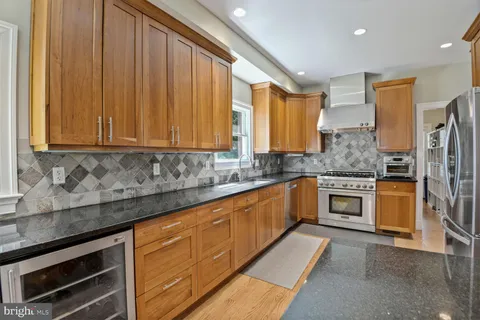 $6,500 | 4304 Dresden Street, Kensington, MD 20895