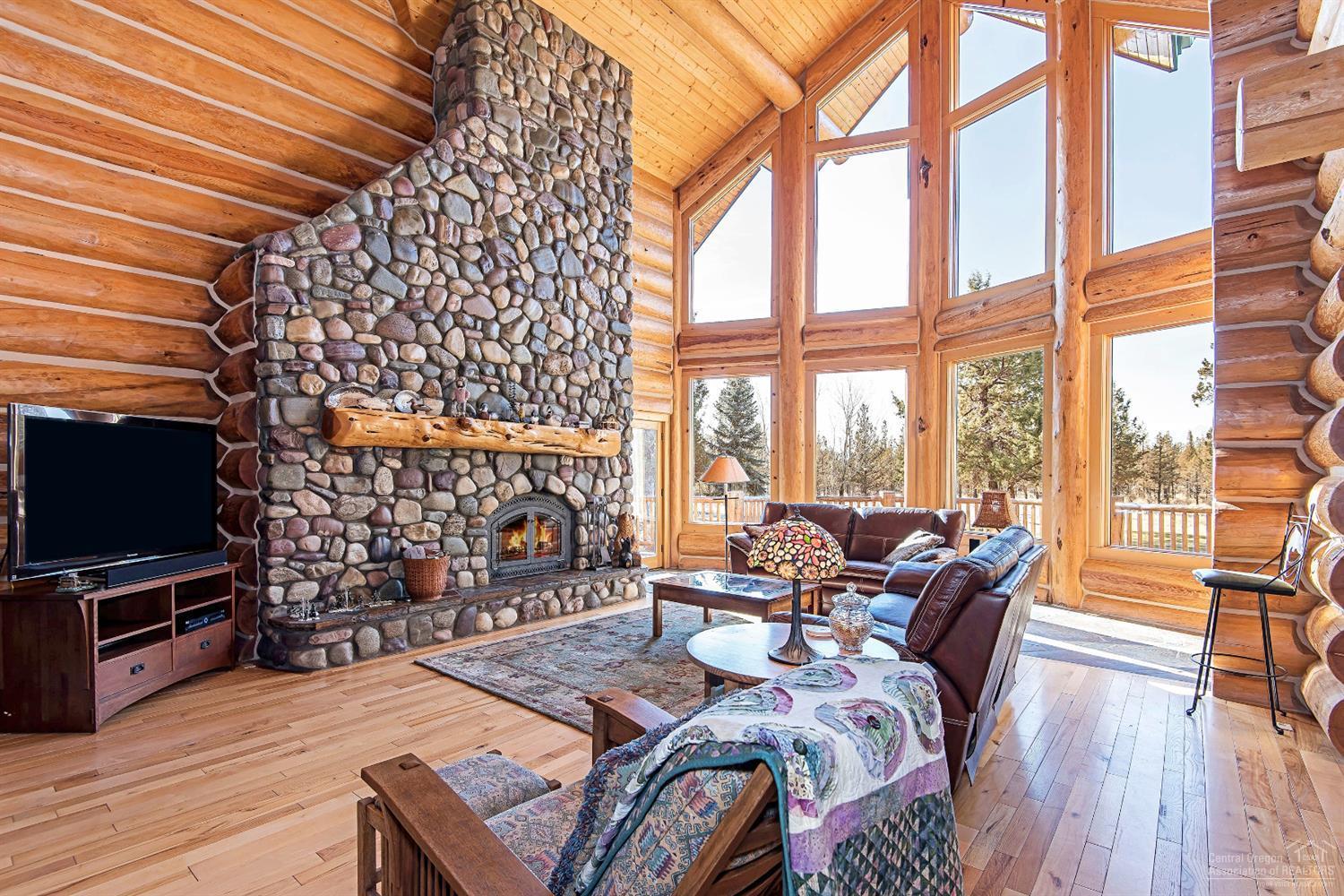 17830 Mountain View Road Sisters, OR 97759 - Photo 3 of 25 Gallery Image 3