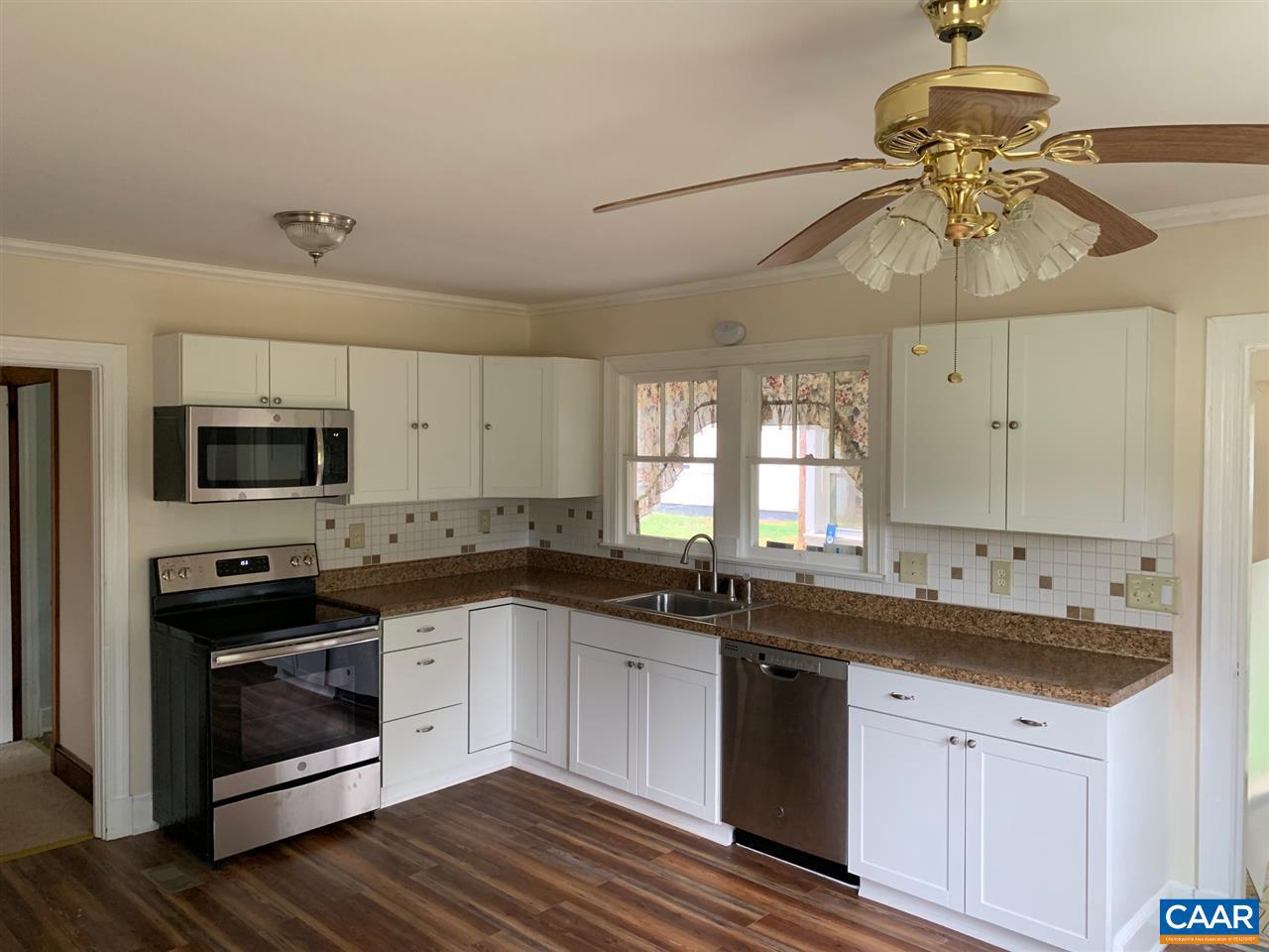 18740 Louisa Road Louisa, VA 23093 - Photo 4 of 13 Gallery Image 4