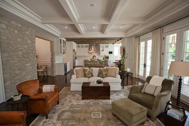 $9,850 | 20 South Ewing Street, Naperville, IL 60540