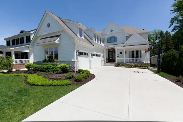 $9,850 | 20 South Ewing Street, Naperville, IL 60540