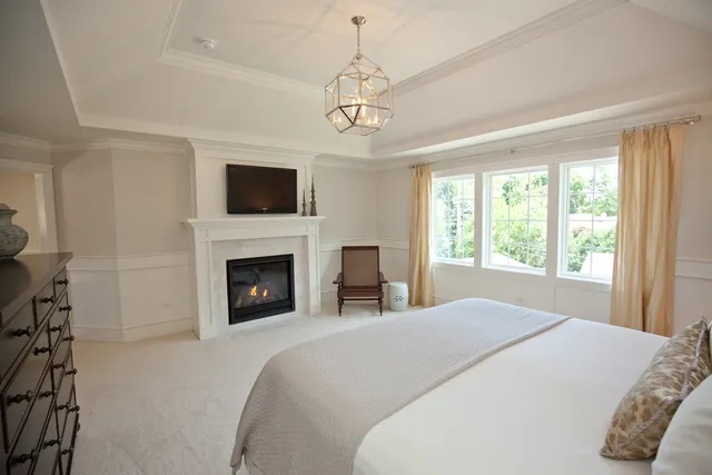 $9,850 | 20 South Ewing Street, Naperville, IL 60540