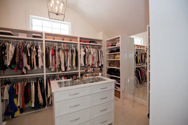 $9,850 | 20 South Ewing Street, Naperville, IL 60540