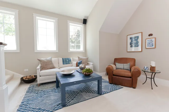 $9,850 | 20 South Ewing Street, Naperville, IL 60540