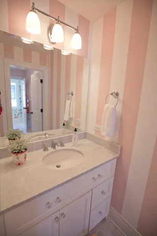 $9,850 | 20 South Ewing Street, Naperville, IL 60540