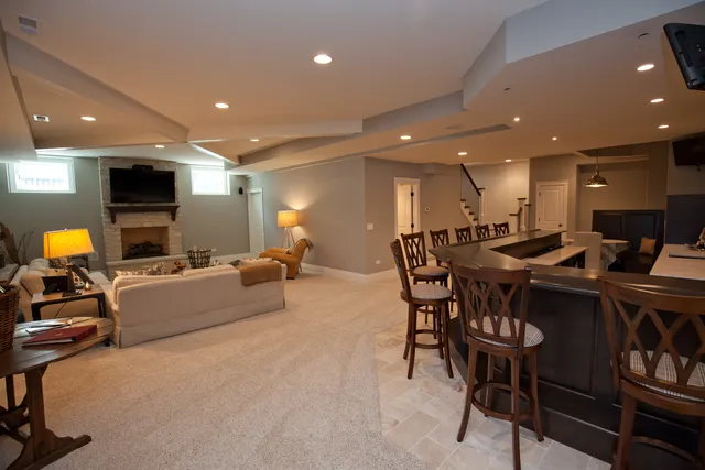 $9,850 | 20 South Ewing Street, Naperville, IL 60540