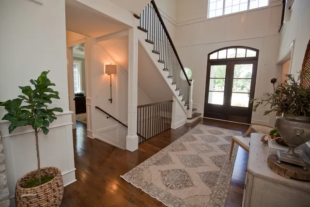 $9,850 | 20 South Ewing Street, Naperville, IL 60540