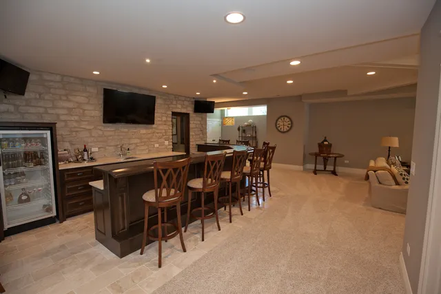 $9,850 | 20 South Ewing Street, Naperville, IL 60540