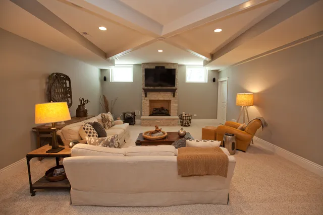 $9,850 | 20 South Ewing Street, Naperville, IL 60540