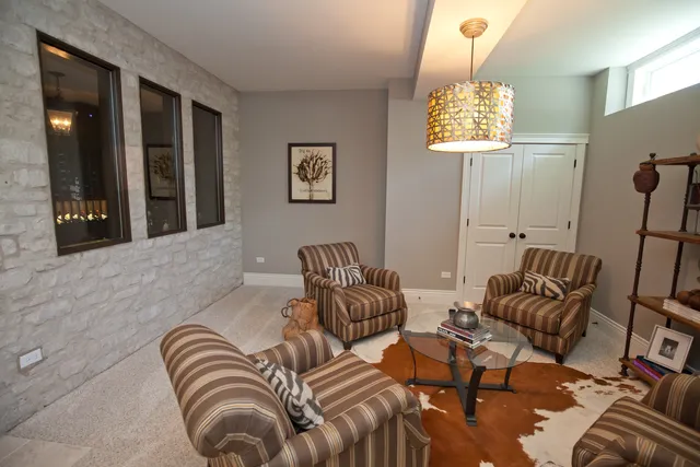 $9,850 | 20 South Ewing Street, Naperville, IL 60540