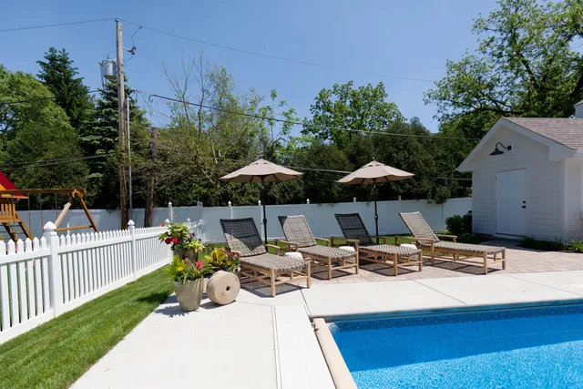 $9,850 | 20 South Ewing Street, Naperville, IL 60540