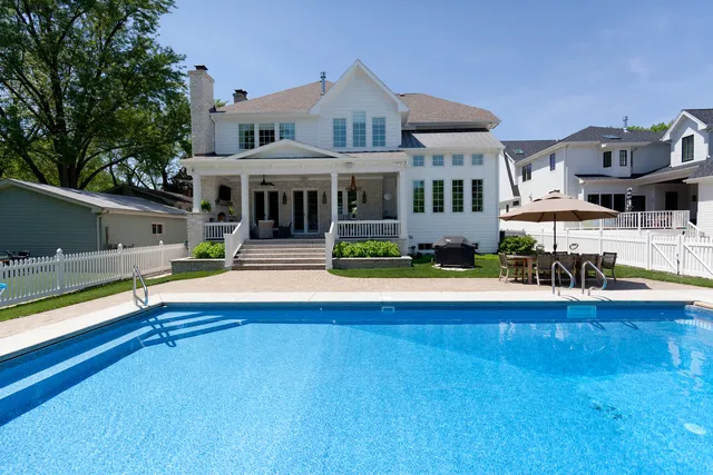 $9,850 | 20 South Ewing Street, Naperville, IL 60540