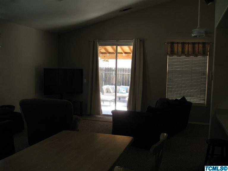 461 West Huntsman Avenue Reedley, CA 93654 - Photo 9 of 42 Additional Photo