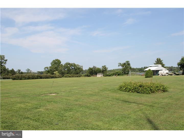 160 Percy Blew Road Bridgeton, NJ 08302 - Photo 13 of 25