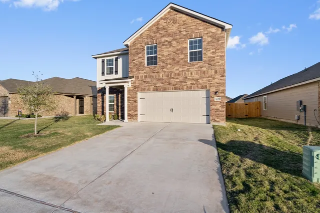 $1,800 | 14013 John Aregood Pass, Elgin, TX 78621
