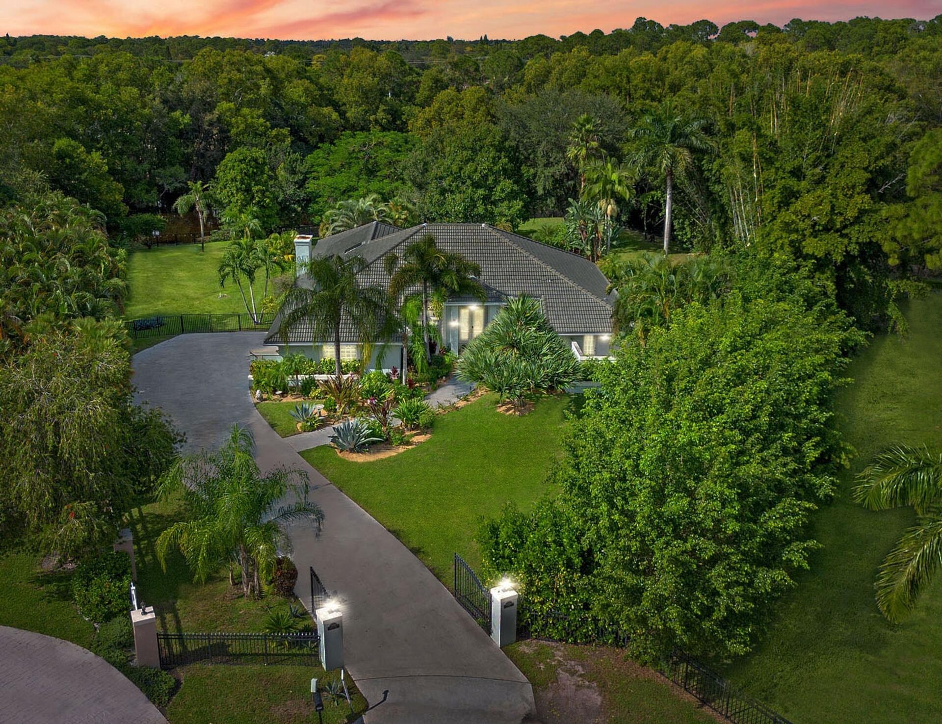 14767 Halter Rd Twilight front exterior