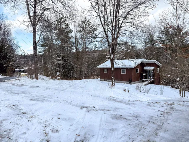 $255,000 | 455 Fairground Road, Corinth, VT 05040