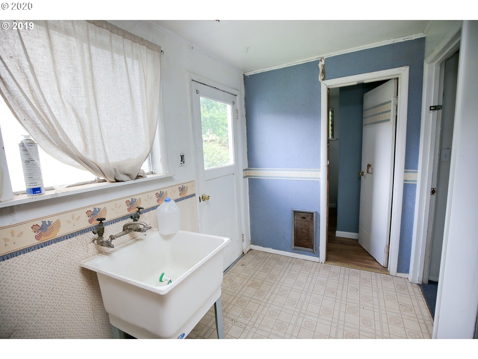 39260 Old Giustina Mill Road Dexter, OR 97431 - Photo 14 of 26 Gallery Image 14