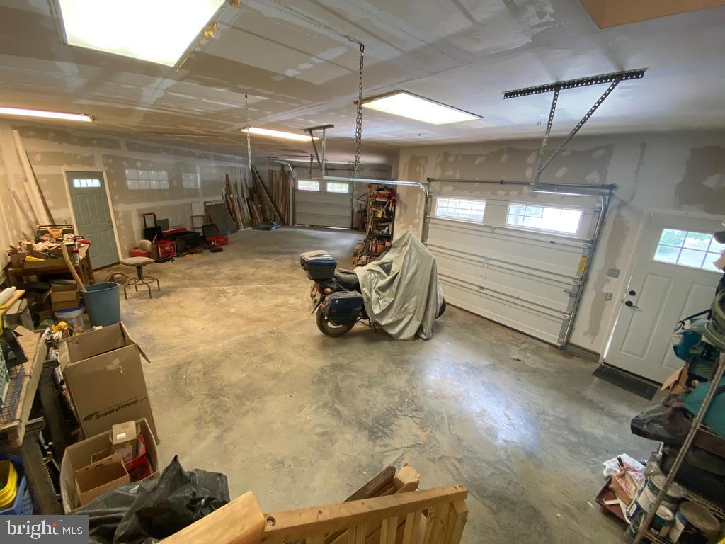 36716 North Fork Road Purcellville, VA 20132 - Photo 28 of 78 Main Garage with 3 Garage Doors & 2 Access Doors
