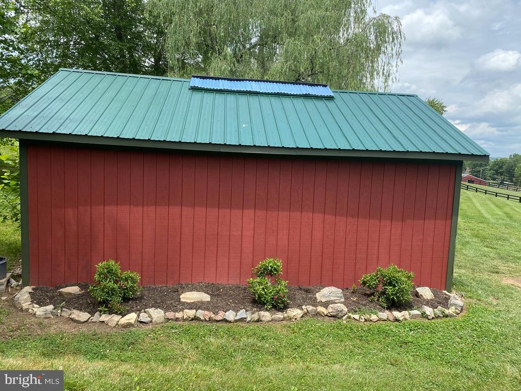 36716 North Fork Road Purcellville, VA 20132 - Photo 68 of 78 Metal Roofed Barn
