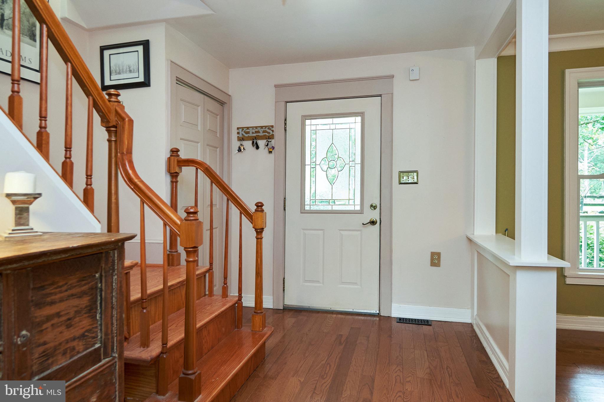 36716 North Fork Road Purcellville, VA 20132 - Photo 8 of 78 Foyer open to Dining Room and Wood Stairway