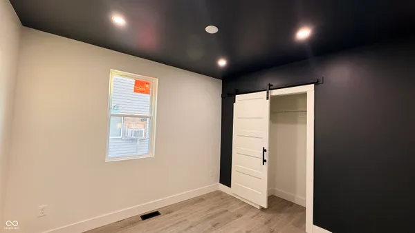 $2,300 | 1835 Applegate Street, Indianapolis, IN 46203