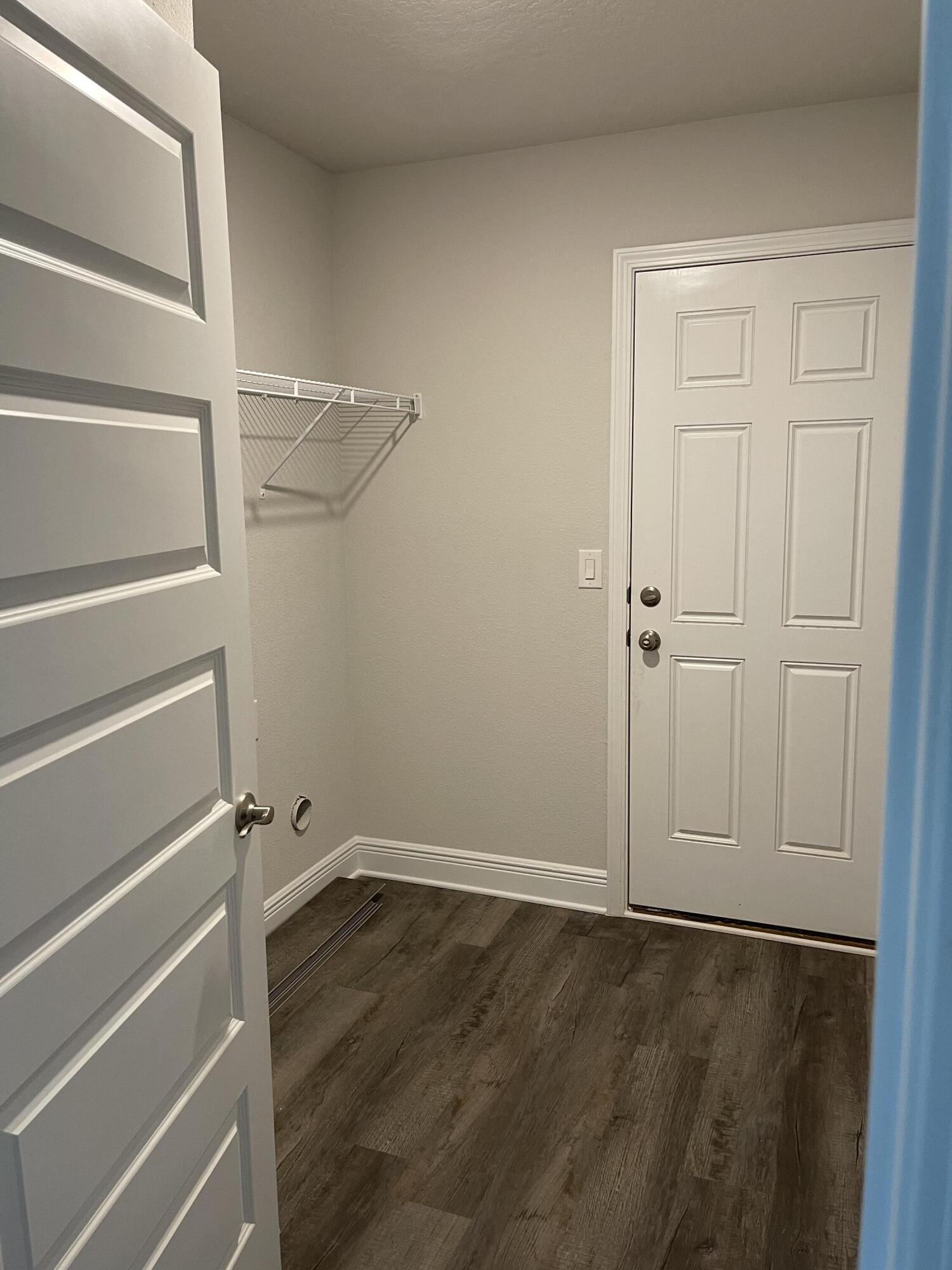 106 Ridgeway Circle Crestview, FL 32536 - Photo 15 of 25 a view of an empty walk in closet