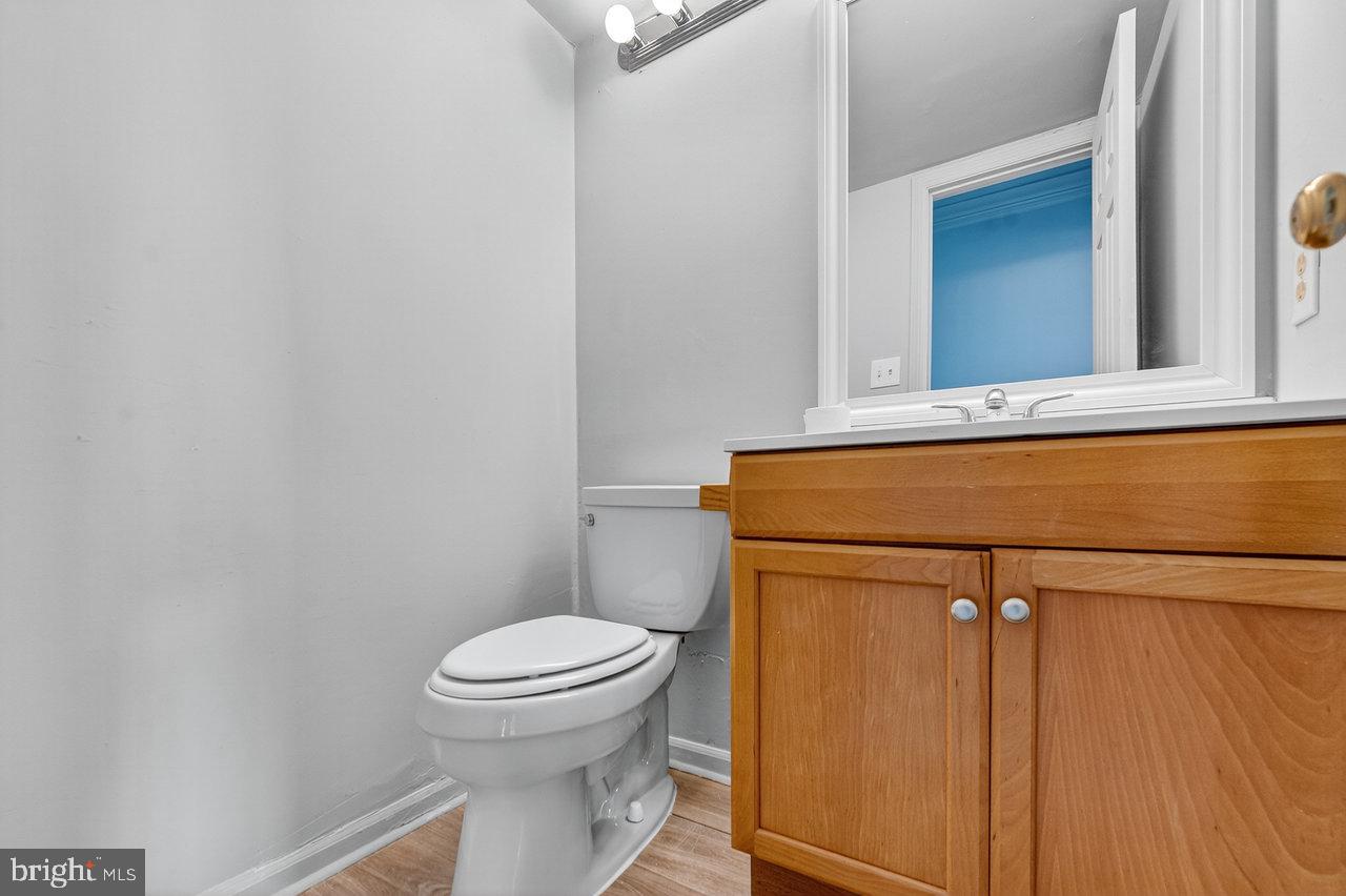 212 Chinnick Avenue Hamilton, NJ 08619 - Photo 8 of 17 a bathroom with a toilet and a sink