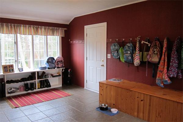 33 Hickory Hill Road Manchester, MA 01944 - Photo 9 of 15 Gallery Image 9