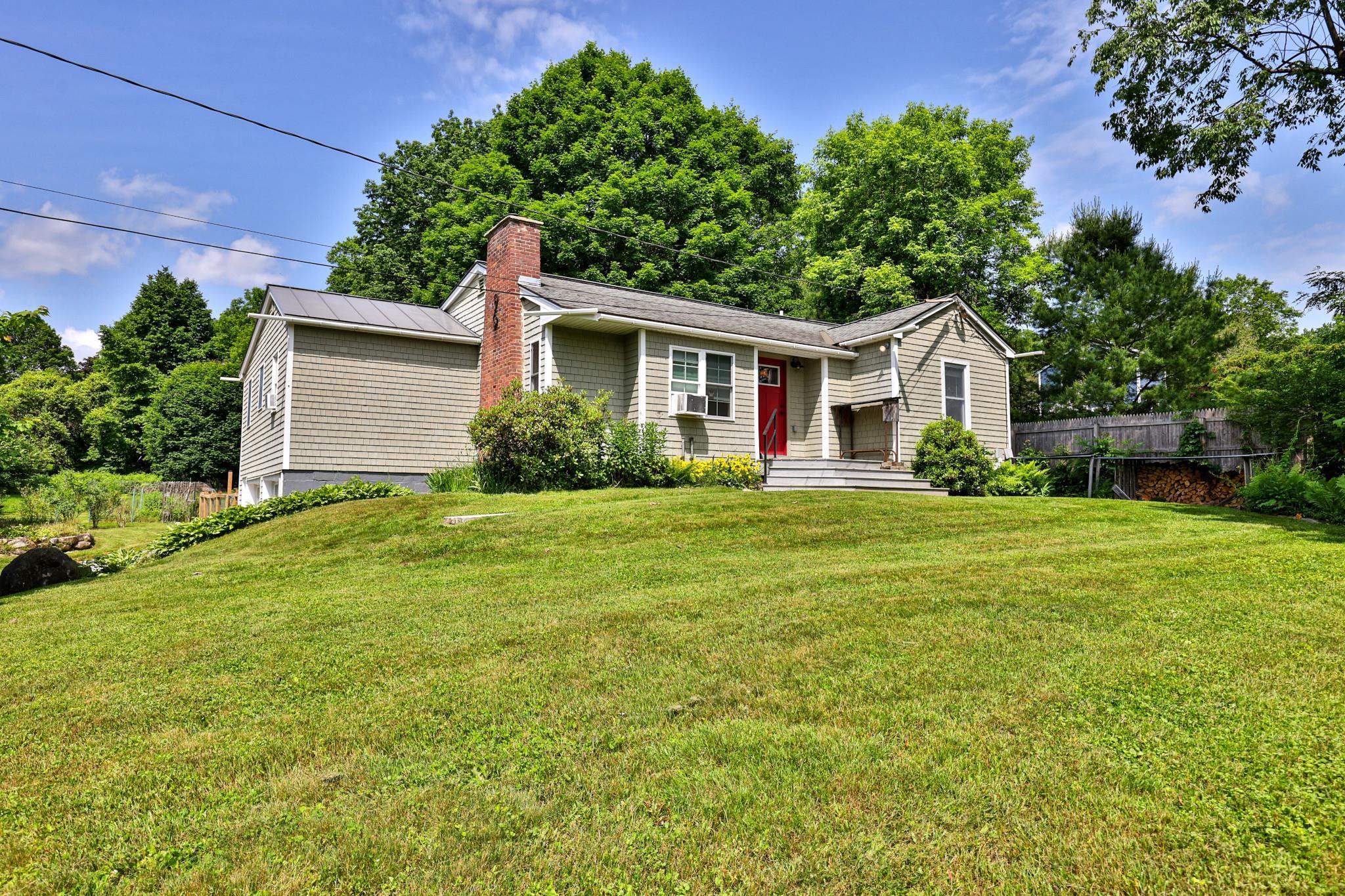 199 Pearl Street Rutland, VT 05701 - Photo 1 of 36