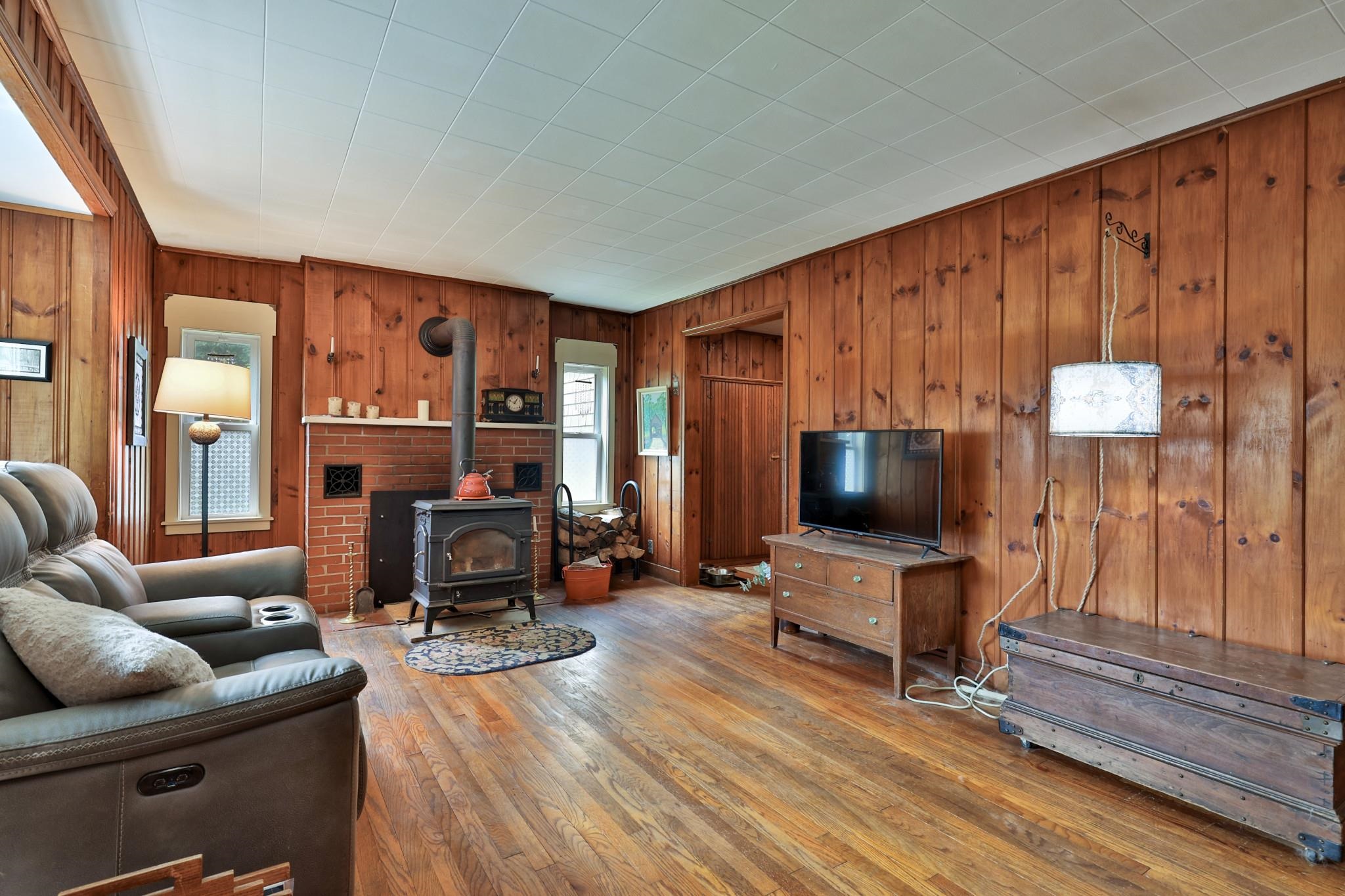 199 Pearl Street Rutland, VT 05701 - Photo 13 of 36