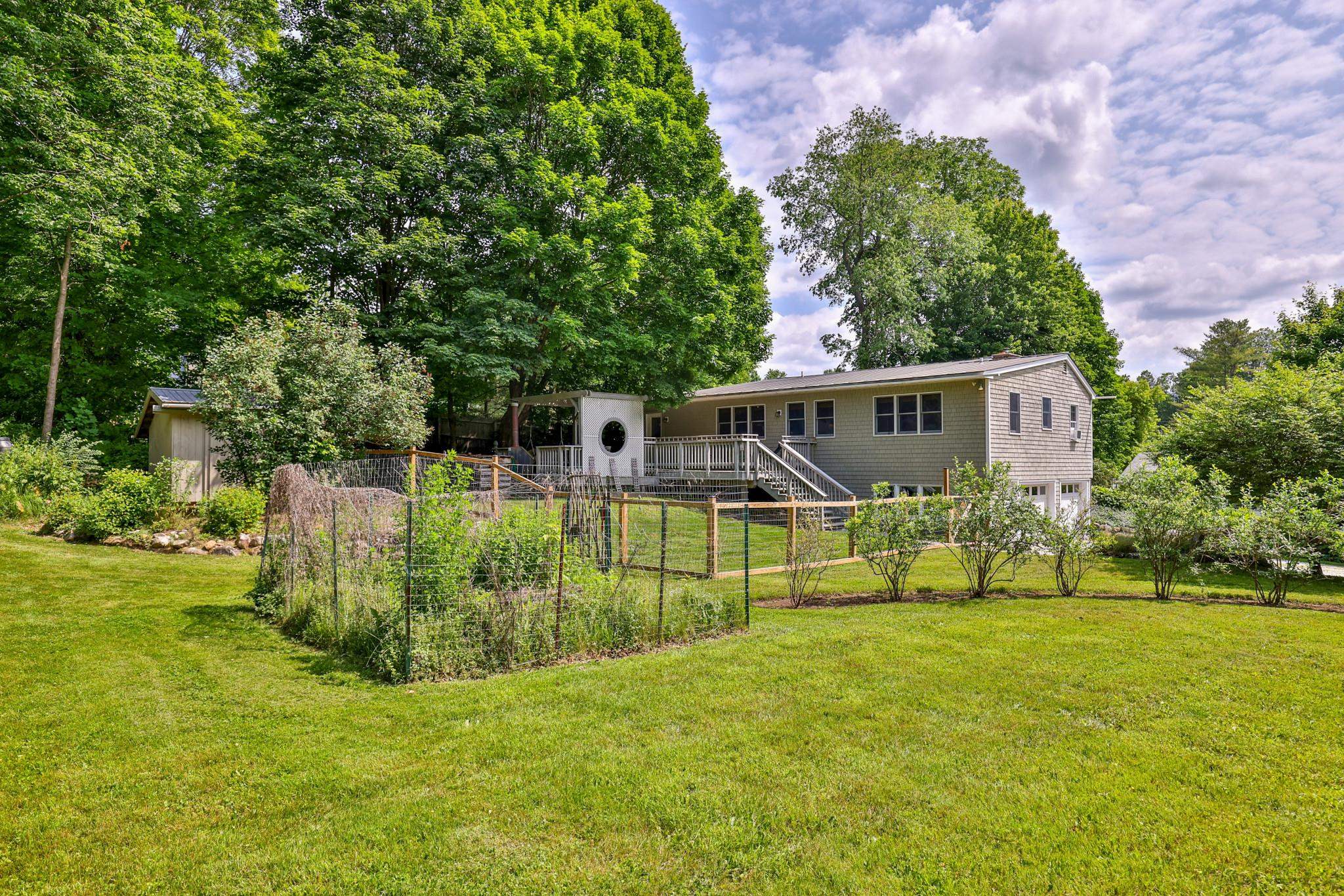 199 Pearl Street Rutland, VT 05701 - Photo 2 of 36
