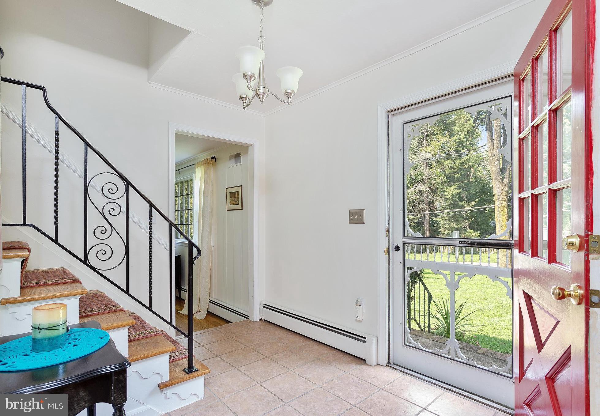 5 Mountainview Road Ewing, NJ 08628 - Photo 3 of 20