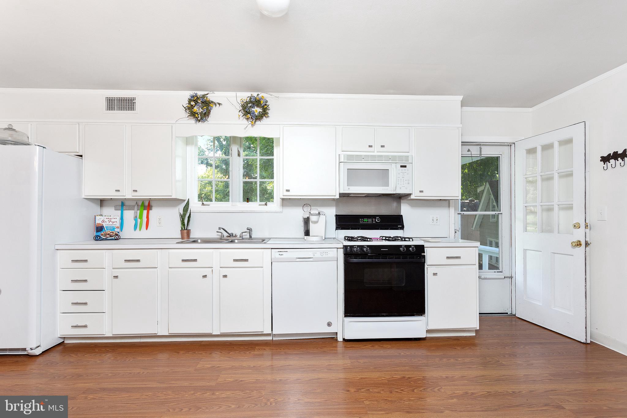 5 Mountainview Road Ewing, NJ 08628 - Photo 8 of 20