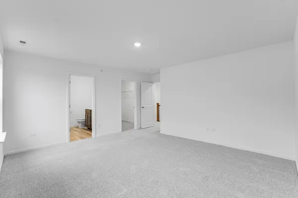 $382,900 | 804 Lindsay Lane, West Dundee, IL 60118