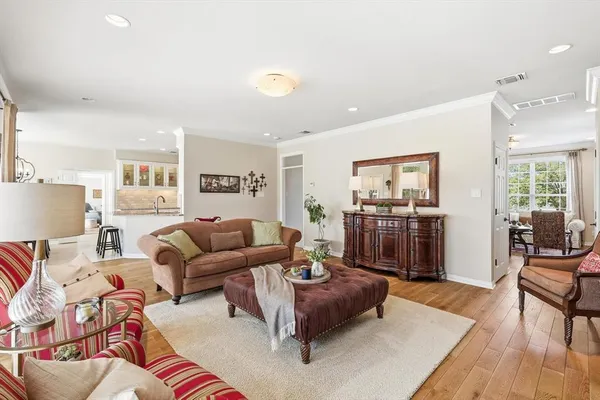 $728,850 | 801 Bent Tree Drive, Euless, TX 76039