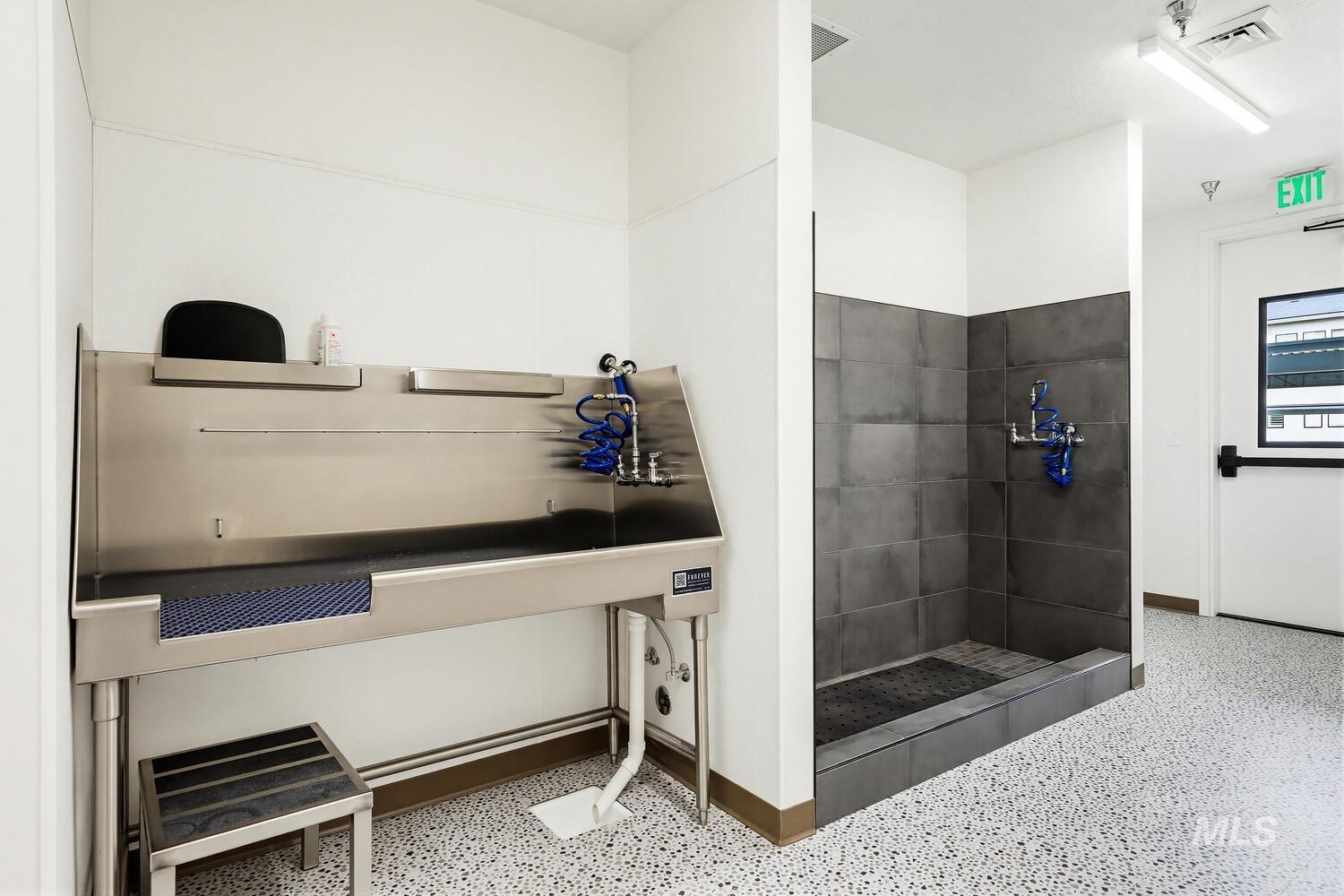 4250 Haystack, Unit 104 Boise, ID 83716 - Photo 32 of 49 Pet and Bike washing area