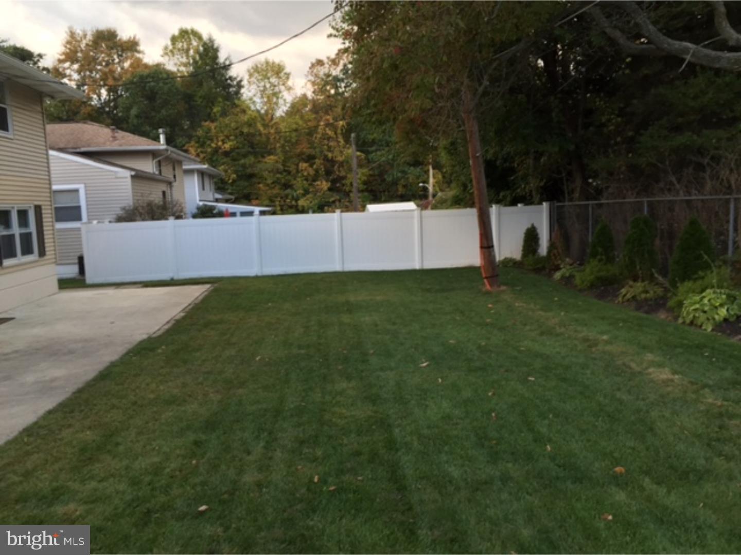 9704 Morefield Road Philadelphia, PA 19115 - Photo 22 of 24