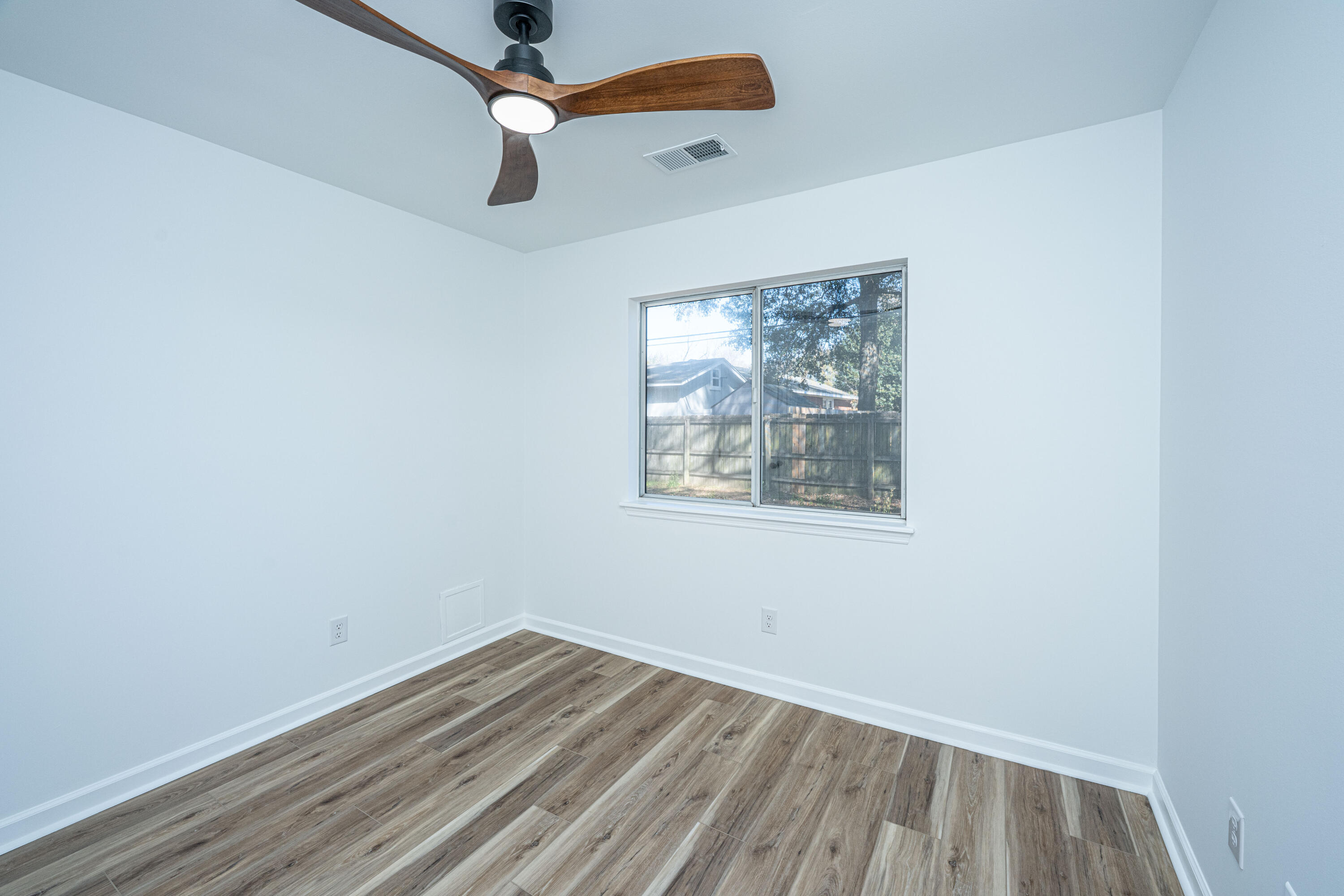 1078 Secessionville Road Charleston, SC 29412 - Photo 26 of 37