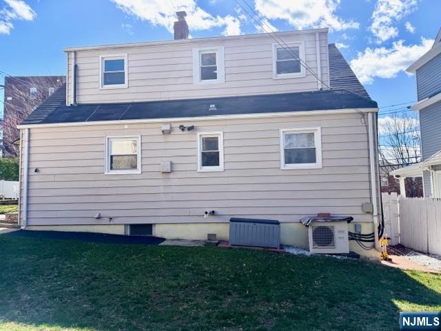 54 Austin Street Ridgefield Park, NJ 07660 - Photo 3 of 21