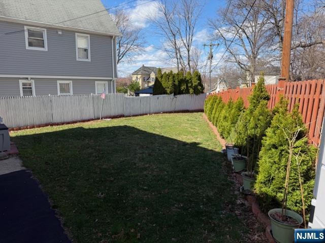 54 Austin Street Ridgefield Park, NJ 07660 - Photo 4 of 21