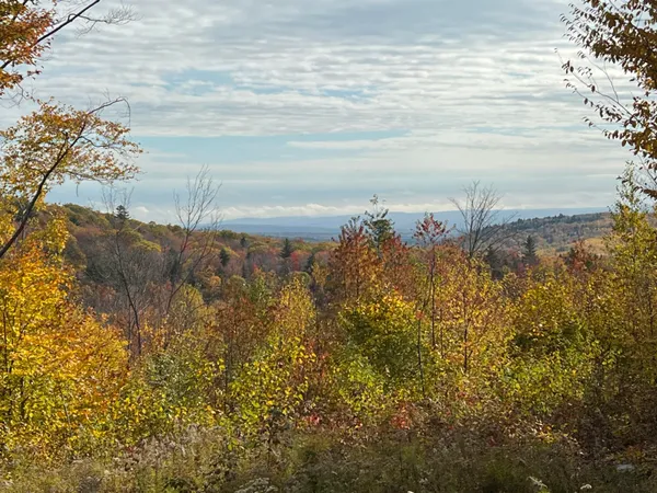 $75,000 | 2 East Mountain View Drive, Temple, ME 04984