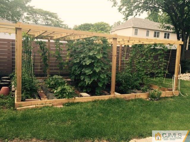 17 Richard Road Edison, NJ 08820 - Photo 25 of 25 a front view of a house with garden