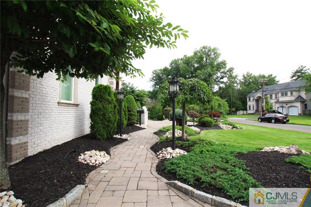 17 Richard Road Edison, NJ 08820 - Photo 5 of 25 a view of a garden with plants